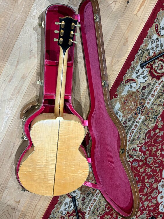 Gibson 1957 SJ-200 AN 2024年製（ピアノ・楽器・PA機材）の商品画像 - 査定依頼日：2026年4月22日 - 最高査定価格：200,000円