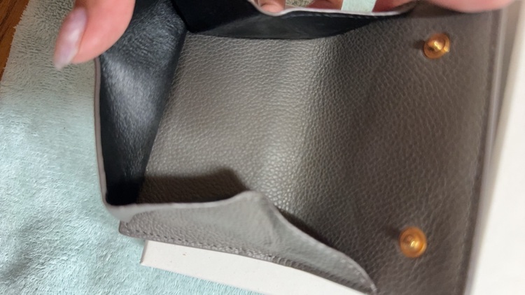 イブサンローラン  （ブランドバッグ）の商品画像 - 査定依頼日：2025年9月16日 - 最高査定価格：40,000円