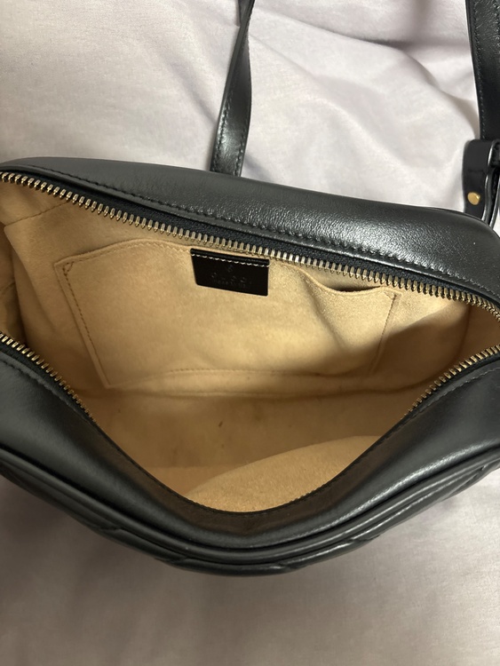 GGマーモント　レザーチェーンショルダーバッグ（ブランドバッグ）の商品画像 - 査定依頼日：2026年2月28日 - 最高査定価格：90,000円