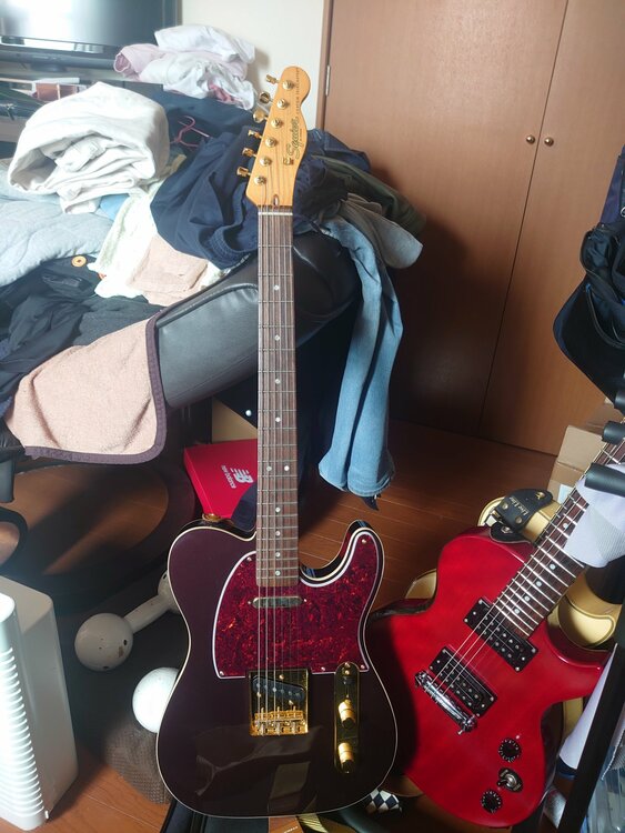 FSR60S CST TELE LR TPG GH OXB ＳＳ24003431（ピアノ・楽器・PA機材）の商品画像 - 査定依頼日：2026年4月2日 - 最高査定価格：80,000円