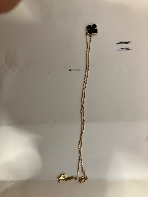 VCA ネックレス Onyx（宝石）の商品画像 - 査定依頼日：2025年8月30日 - 最高査定価格：289,000円