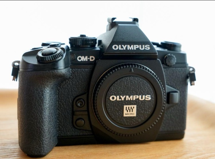 OLYMPUS OM-D E-M1 12-40mm F2.8 PROレンズキット（カメラ）の商品画像 - 査定依頼日：2026年7月24日 - 最高査定価格：60,000円