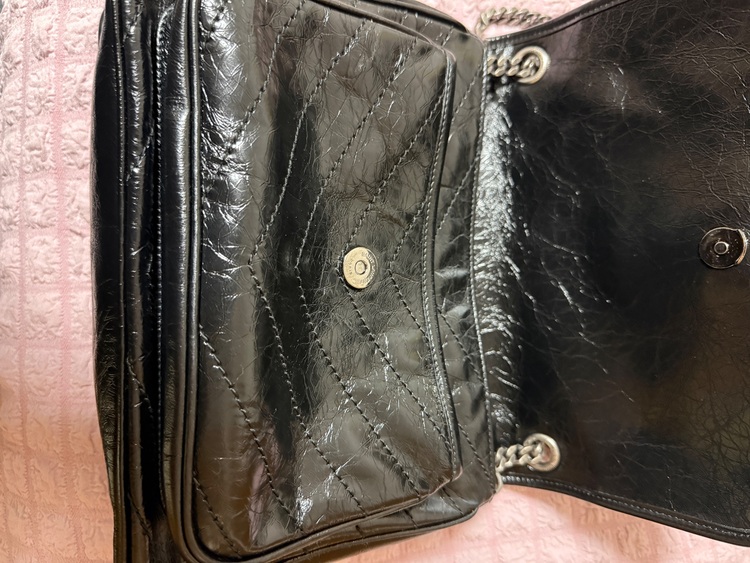 イブサンローラン  （ブランドバッグ）の商品画像 - 査定依頼日：2025年10月1日 - 最高査定価格：160,000円