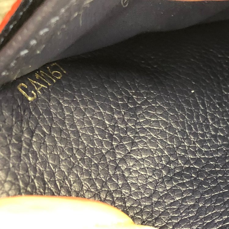 ポンヌフ（ブランド財布・小物）の商品画像 - 査定依頼日：2022年8月31日 - 最高査定価格：23,000円