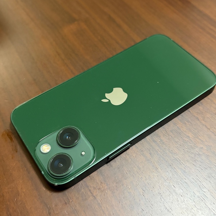 au版 iPhone13 mini 128GB（スマホ）の商品画像 - 査定依頼日：2026年6月2日 - 最高査定価格：23,000円