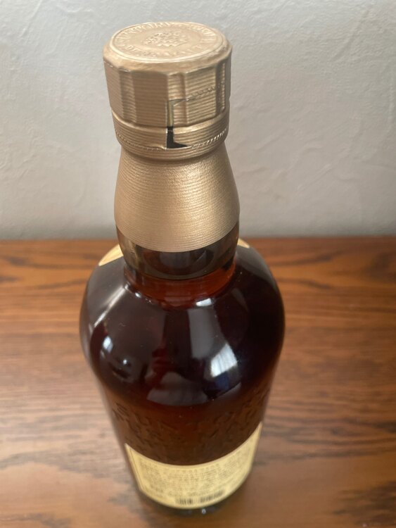 ウイスキー サントリー山崎 （お酒）の商品画像 - 査定依頼日：2025年4月7日 - 最高査定価格：19,000円