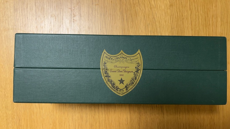 ドンペリ　ヴィンテージ　1990（お酒）の商品画像 - 査定依頼日：2025年7月8日 - 最高査定価格：25,000円