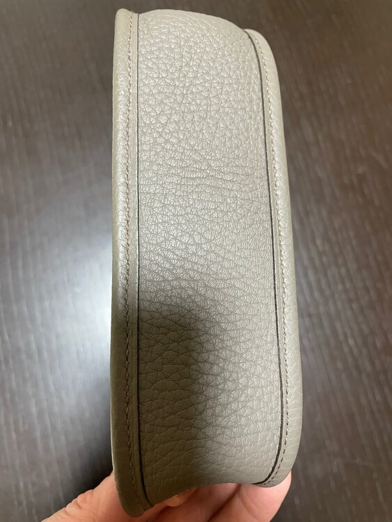 エルメス エブリン （ブランドバッグ）の商品画像 - 査定依頼日：2025年4月12日 - 最高査定価格：30,000円