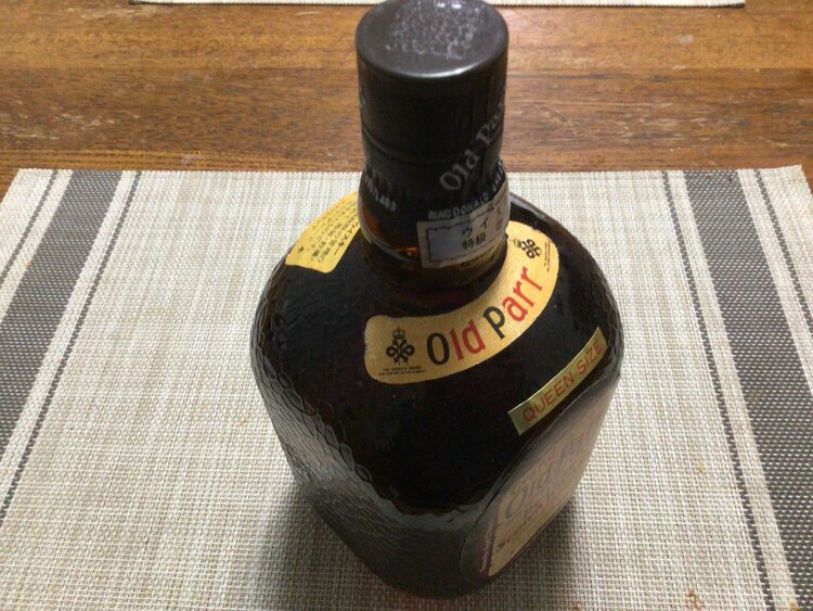 ウイスキー オールドパー （お酒）の商品画像 - 査定依頼日：2025年1月30日 - 最高査定価格：1,000円