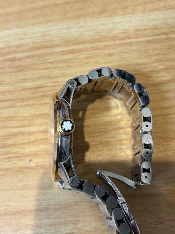 その他 モンブラン BBNC3FFN（高級時計）の商品画像 - 査定依頼日：2026年1月25日 - 最高査定価格：81,000円