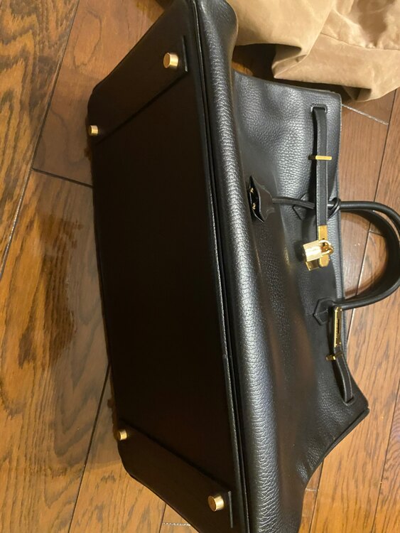 エルメス　バーキン　黒　40（ブランド財布・小物）の商品画像 - 査定依頼日：2024年11月15日 - 最高査定価格：800,000円