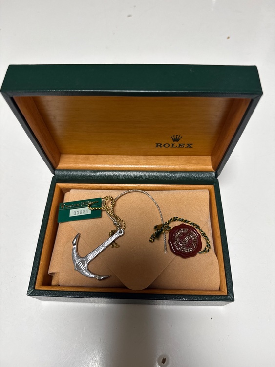 ロレックス サブマリーナー 1661（高級時計）の商品画像 - 査定依頼日：2025年11月5日 - 最高査定価格：1,420,000円