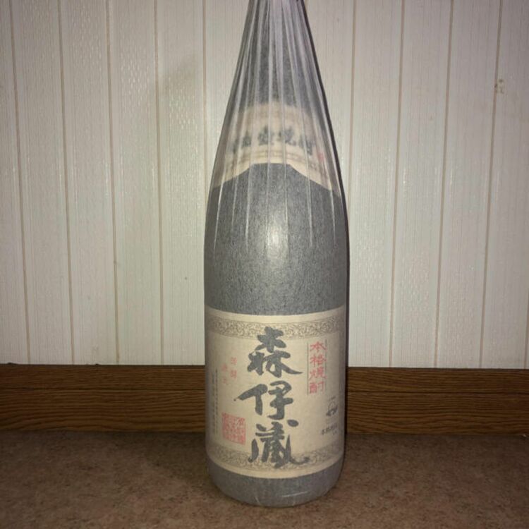 森伊蔵1.8リットル（お酒）の商品画像 - 査定依頼日：2025年8月18日 - 最高査定価格：11,500円