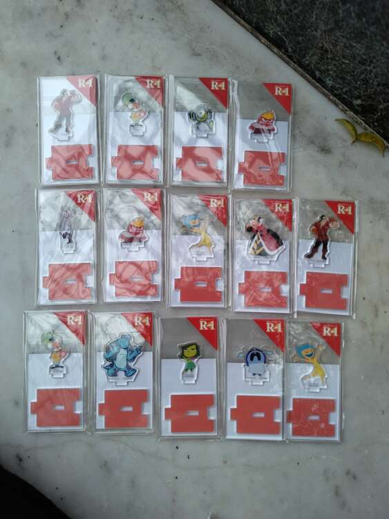 ディズニーアクリルスタンド（その他のおもちゃ）の商品画像 - 査定依頼日：2025年4月20日 - 最高査定価格：100円