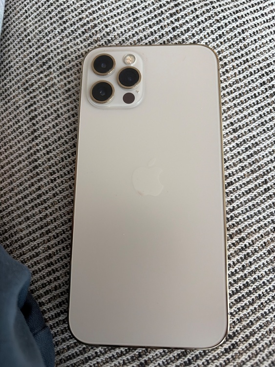iPhone iPhone 12 Pro 128GB SIMフリー（スマホ）の商品画像 - 査定依頼日：2026年9月21日 - 最高査定価格：29,500円