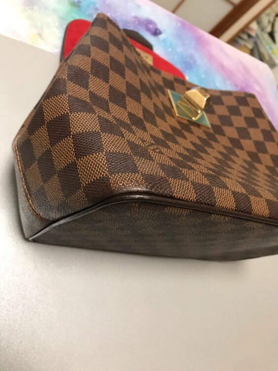 ルイヴィトン　ダミエショルダーバッグ　（ブランド財布・小物）の商品画像 - 査定依頼日：2026年4月26日 - 最高査定価格：100,000円