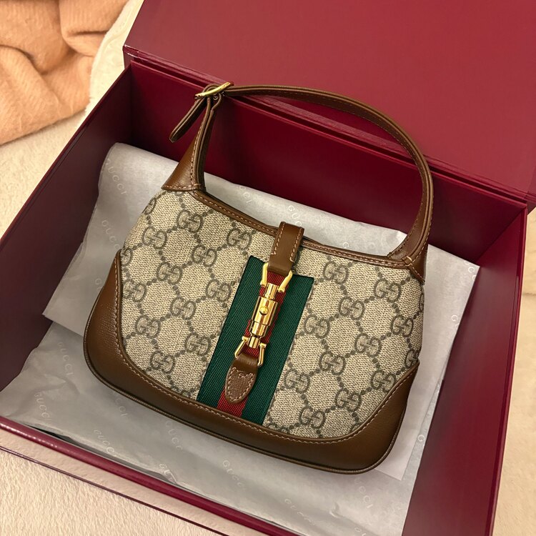 GUCCI Jackie ミニバッグ 1961（ブランドバッグ）の商品画像 - 査定依頼日：2024年12月28日 - 最高査定価格：160,000円