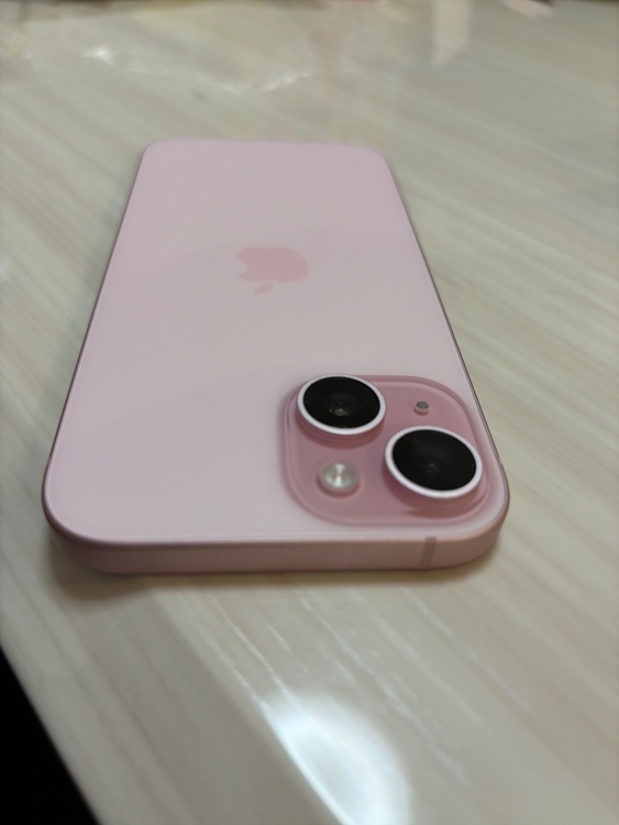 iPhone15（スマホ）の商品画像 - 査定依頼日：2026年2月16日 - 最高査定価格：71,000円