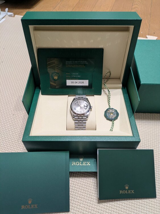 ロレックス デイトジャスト 126234（高級時計）の商品画像 - 査定依頼日：2026年4月8日 - 最高査定価格：2,050,000円