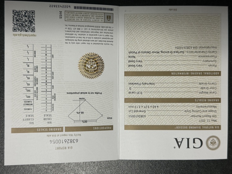 ダイヤモンド　pt950指輪（宝石）の商品画像 - 査定依頼日：2024年2月21日 - 最高査定価格：250,000円