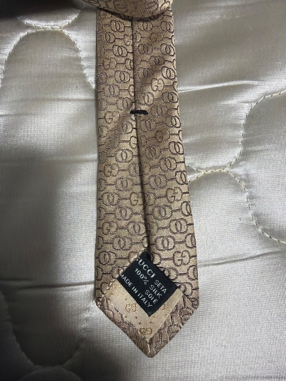 ネクタイ（古着・ファッション）の商品画像 - 査定依頼日：2025年11月17日 - 最高査定価格：100,000円