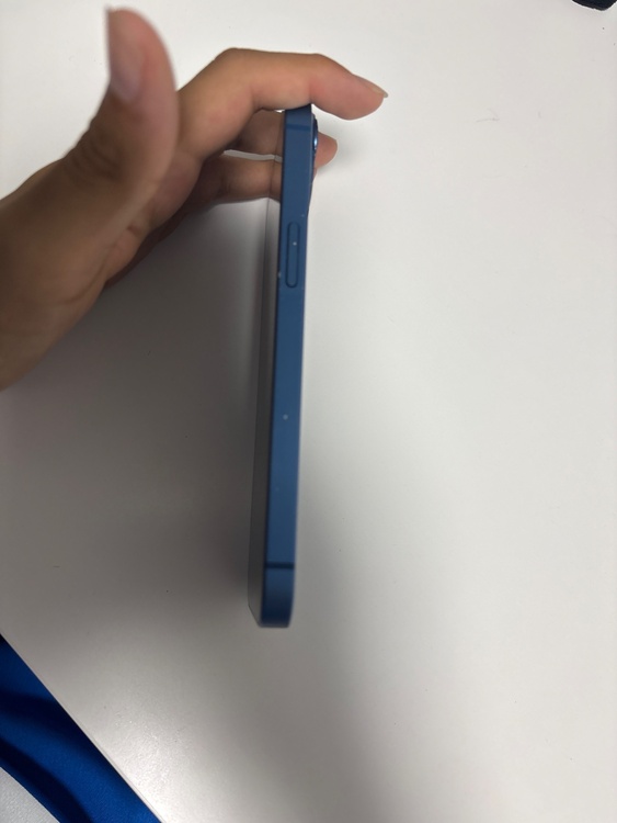 iPhone13 128GB（スマホ）の商品画像 - 査定依頼日：2026年6月27日 - 最高査定価格：40,000円
