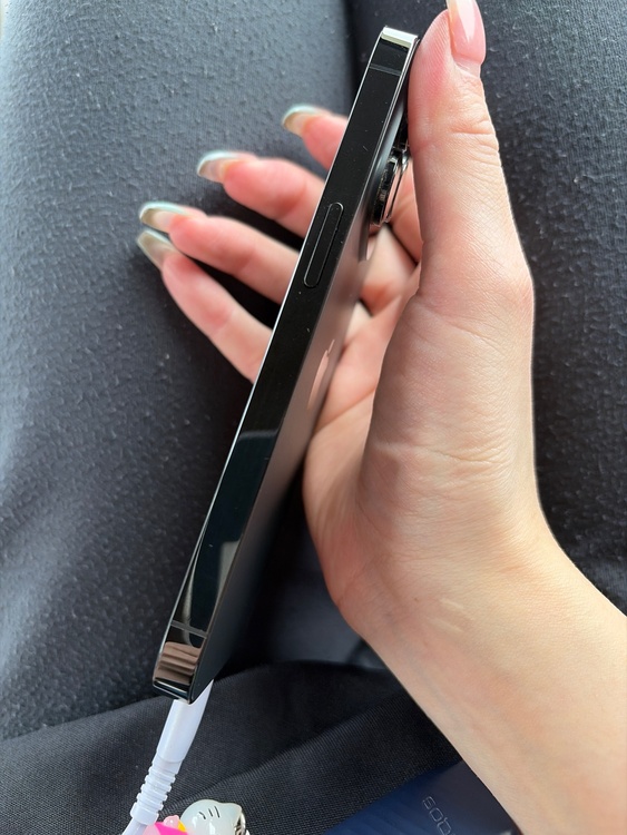 iPhone iPhone 14 Pro 256GB SIMフリー（スマホ）の商品画像 - 査定依頼日：2026年9月26日 - 最高査定価格：71,000円