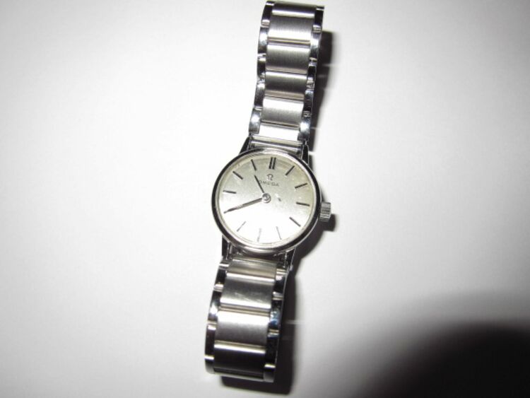 オメガ その他 （高級時計）の商品画像 - 査定依頼日：2025年6月28日 - 最高査定価格：50,000円