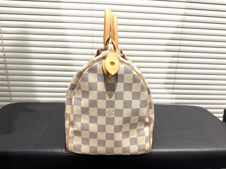 ダミエ・アズール　スピーディー（ブランドバッグ）の商品画像 - 査定依頼日：2025年12月19日 - 最高査定価格：100,000円