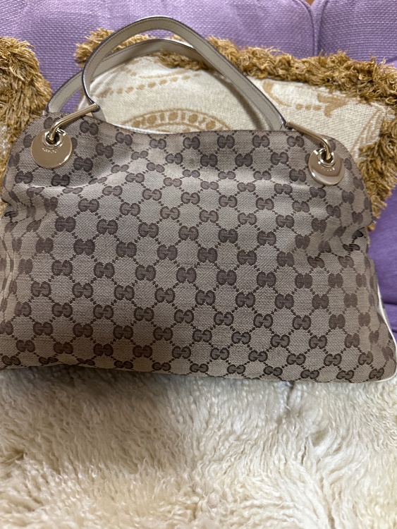 グッチ  （ブランドバッグ）の商品画像 - 査定依頼日：2026年1月20日 - 最高査定価格：40,000円