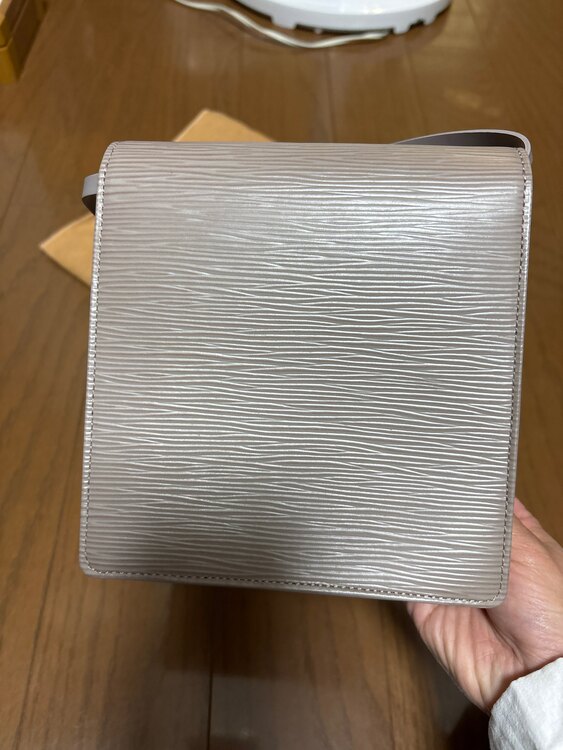 ルイヴィトン ルイヴィトン(その他) （ブランドバッグ）の商品画像 - 査定依頼日：2025年3月28日 - 最高査定価格：35,000円