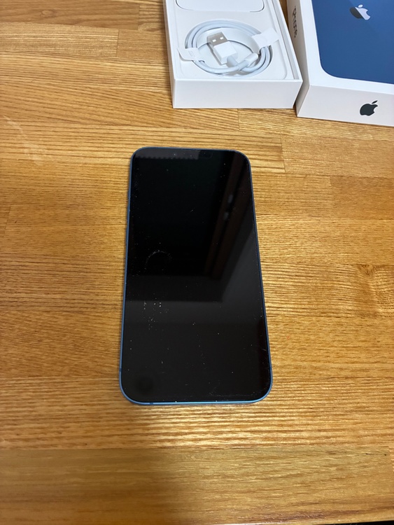 iPhone 13（スマホ）の商品画像 - 査定依頼日：2026年10月16日 - 最高査定価格：42,500円
