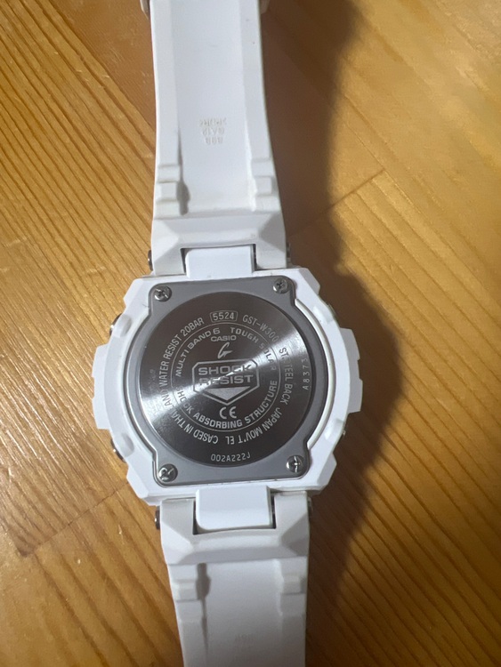 G-SHOCK その他 GST-W30（高級時計）の商品画像 - 査定依頼日：2025年9月20日 - 最高査定価格：6,000円