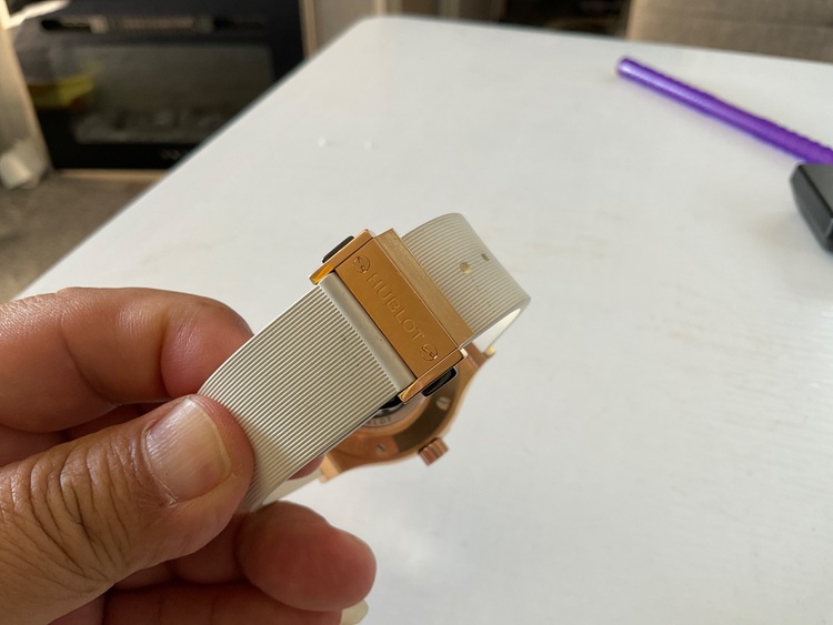 ウブロ クラシックフュージョン 101552（高級時計）の商品画像 - 査定依頼日：2025年10月14日 - 最高査定価格：1,330,000円