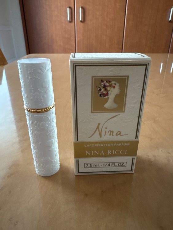 ニナリッチの香水　ニナ（コスメ・美容・健康器具）の商品画像 - 査定依頼日：2026年3月16日 - 最高査定価格：200円