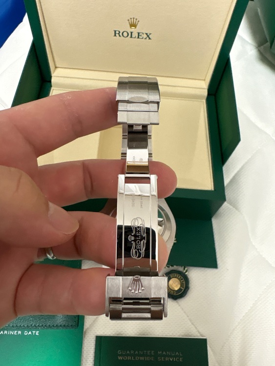 ロレックス　サブマリーナデイト（高級時計）の商品画像 - 査定依頼日：2025年10月26日 - 最高査定価格：2,280,000円