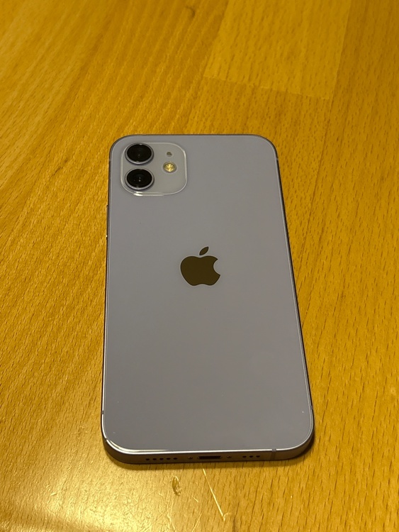 iPhone 12 64GB docomo（スマホ）の商品画像 - 査定依頼日：2026年5月9日 - 最高査定価格：24,000円