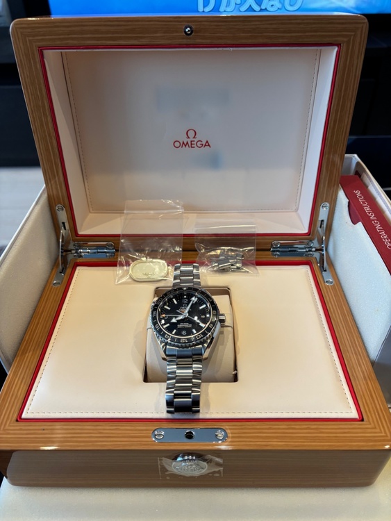 オメガ シーマスター 232.30.44.22.01.001（高級時計）の商品画像 - 査定依頼日：2025年12月19日 - 最高査定価格：585,000円