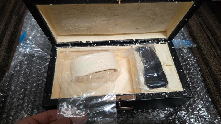 ヴァシュロン コンスタンタン オーヴァーシーズ 49140/423A-8886 （高級時計）の商品画像 - 査定依頼日：2026年2月21日 - 最高査定価格：1,800,000円