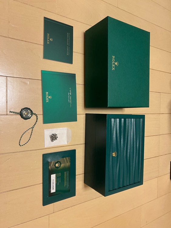 デイトジャスト　41mm ミントグリーン（高級時計）の商品画像 - 査定依頼日：2026年3月12日 - 最高査定価格：1,910,000円