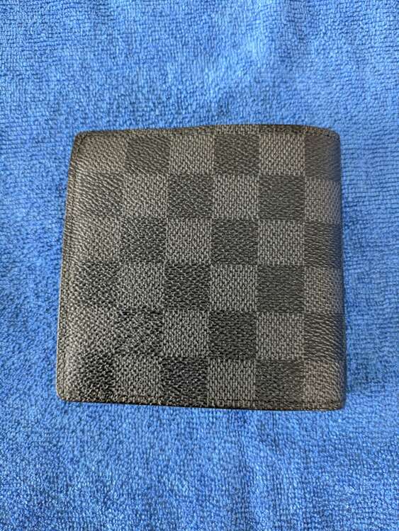 ルイヴィトン ダミエ 二つ折り財布（小銭入れあり）（ブランド財布・小物）の商品画像 - 査定依頼日：2025年3月7日 - 最高査定価格：10,000円