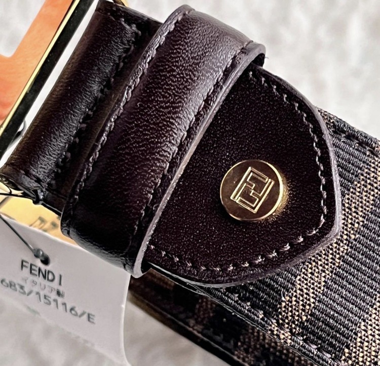 フェンディ  （ブランドバッグ）の商品画像 - 査定依頼日：2026年2月12日 - 最高査定価格：20,000円