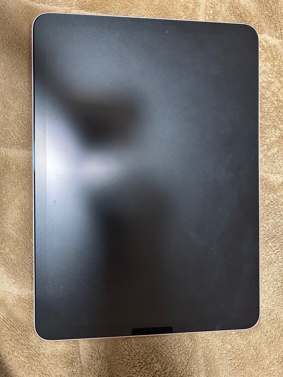 iPad Air A2316（PC・タブレット）の商品画像 - 査定依頼日：2025年1月4日 - 最高査定価格：5,000円