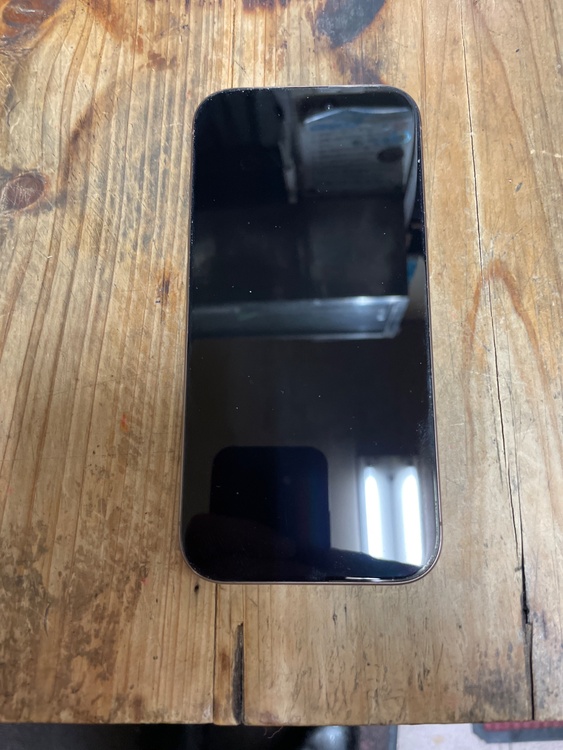 iPhone 16 Pro 256GB SIMフリー（スマホ）の商品画像 - 査定依頼日：2026年3月24日 - 最高査定価格：116,000円