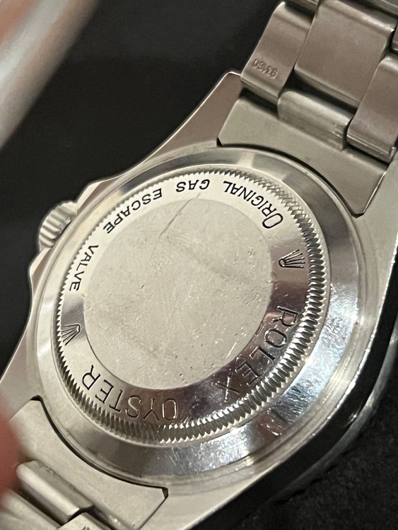 ロレックス シードゥエラー 1660（高級時計）の商品画像 - 査定依頼日：2025年12月7日 - 最高査定価格：1,550,000円