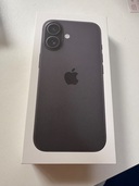 iPhone 16 128GB SIMフリー（スマホ）の商品画像 - 査定依頼日：2025年11月20日 - 最高査定価格：83,000円