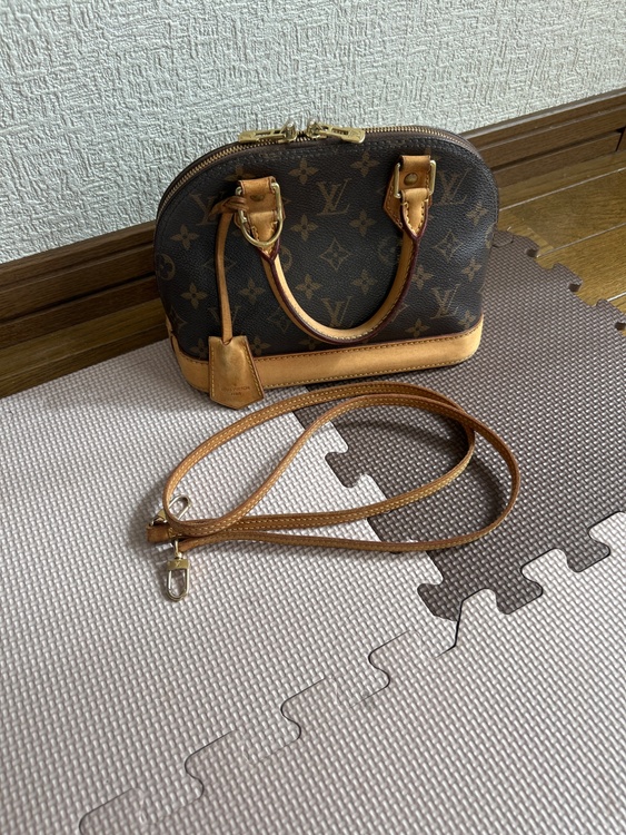 アルマBB（ブランドバッグ）の商品画像 - 査定依頼日：2026年3月10日 - 最高査定価格：150,000円