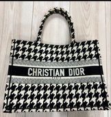 ブックトート（ブランドバッグ）の商品画像 - 査定依頼日：2026年2月26日 - 最高査定価格：120,000円