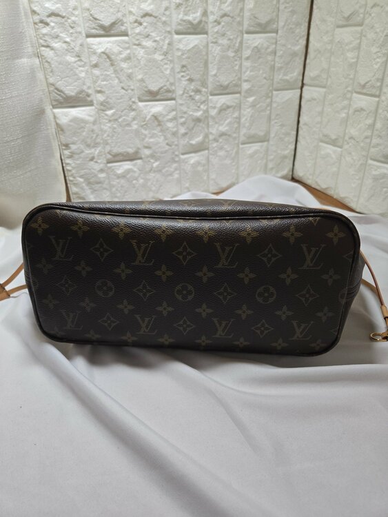 ネヴァーフル（ブランドバッグ）の商品画像 - 査定依頼日：2026年2月24日 - 最高査定価格：170,000円