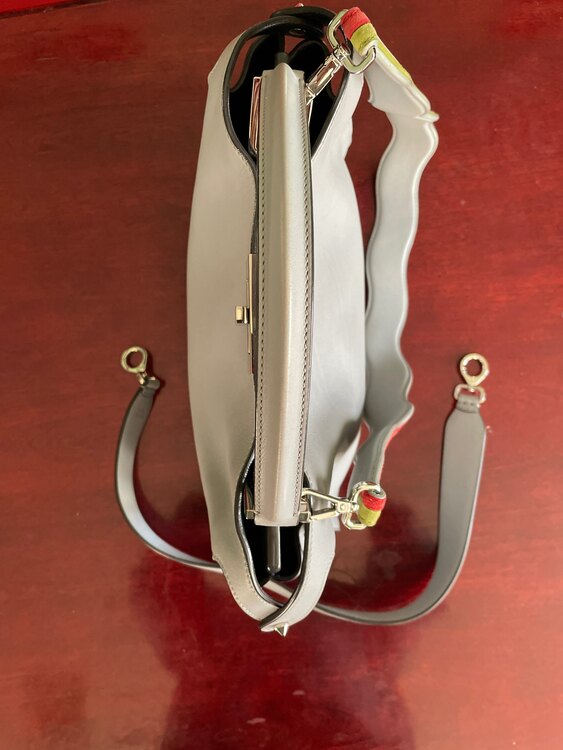 フェンディ  （ブランドバッグ）の商品画像 - 査定依頼日：2025年1月9日 - 最高査定価格：120,000円